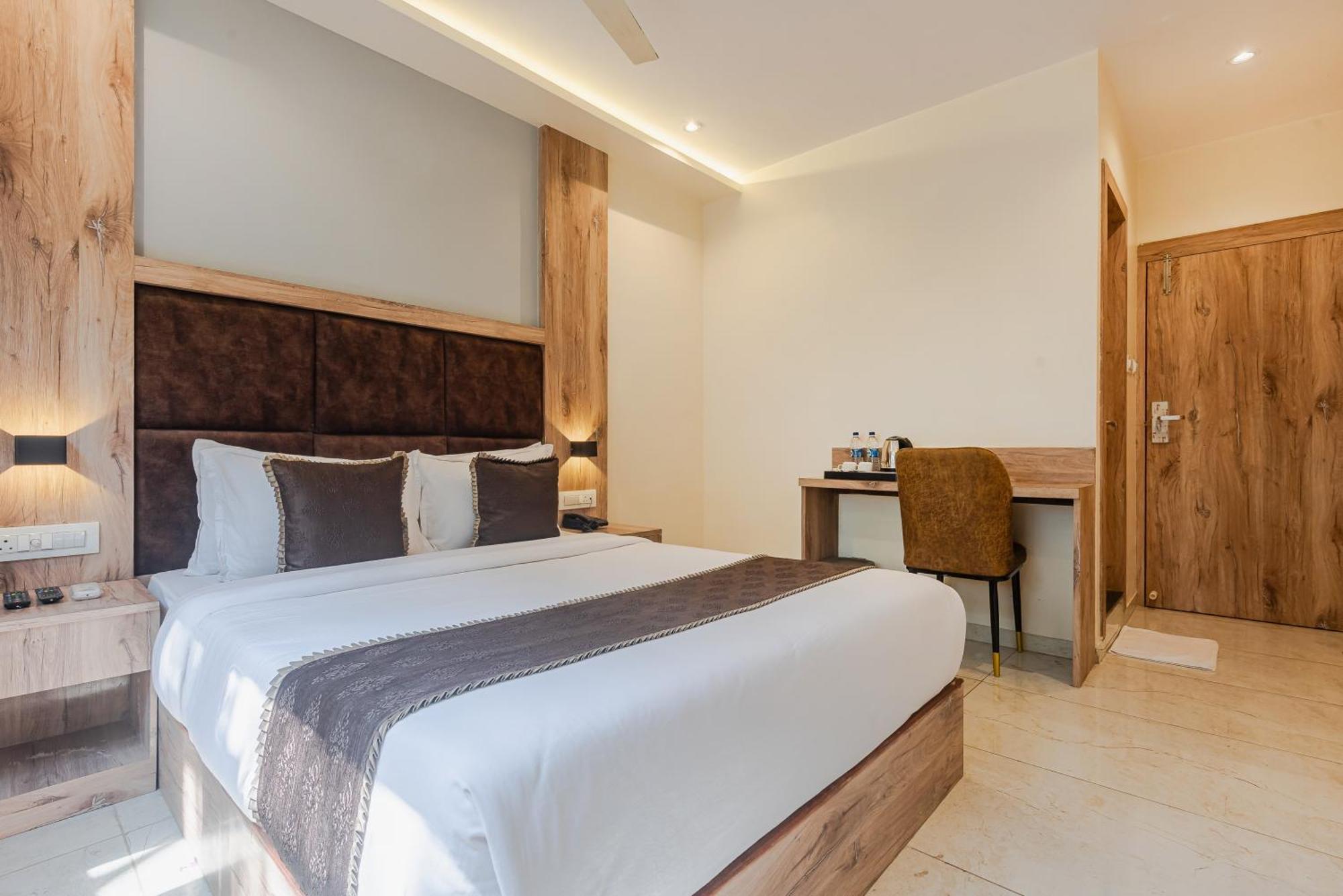 Hotel Silver Park Mumbai Kültér fotó