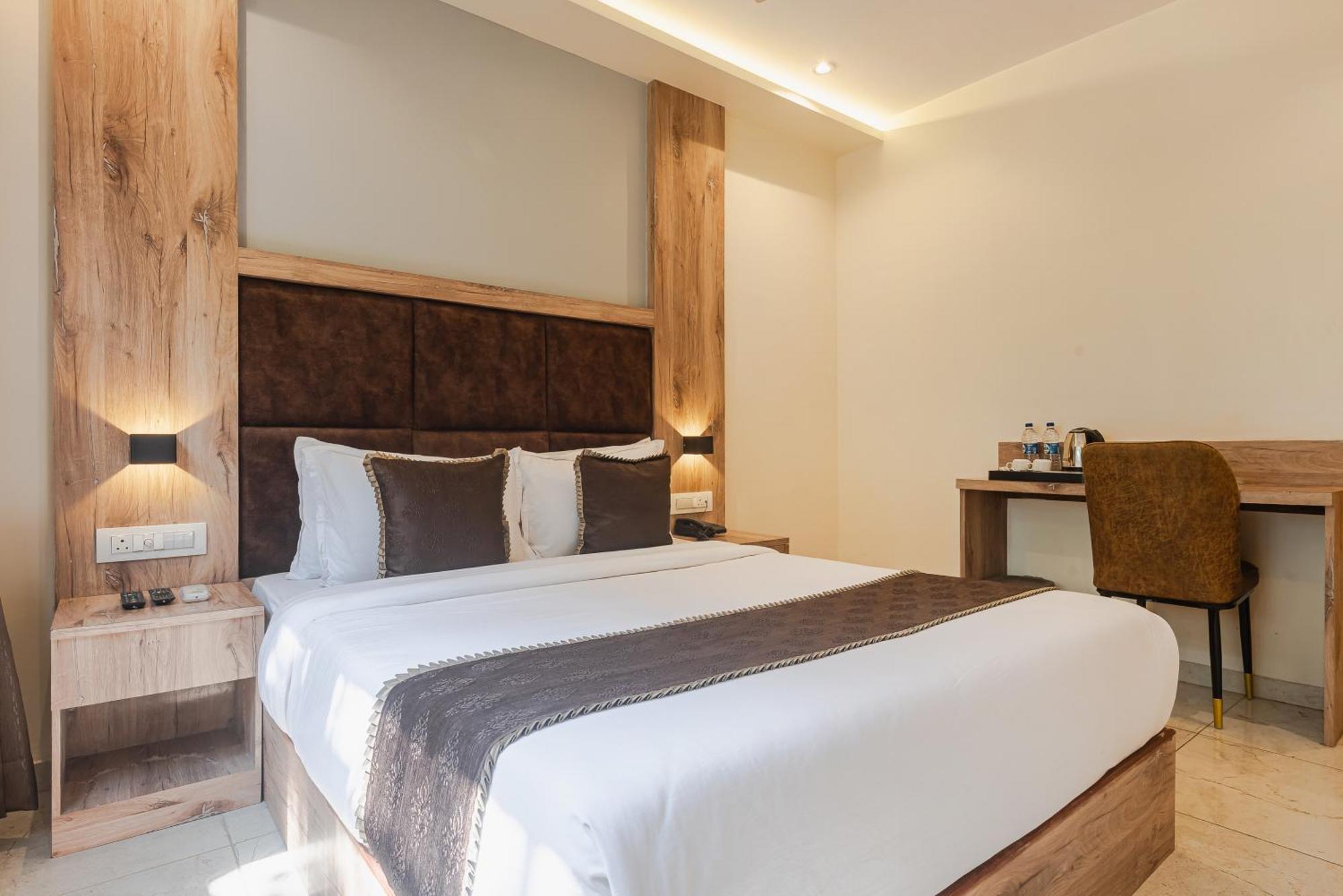 Hotel Silver Park Mumbai Kültér fotó