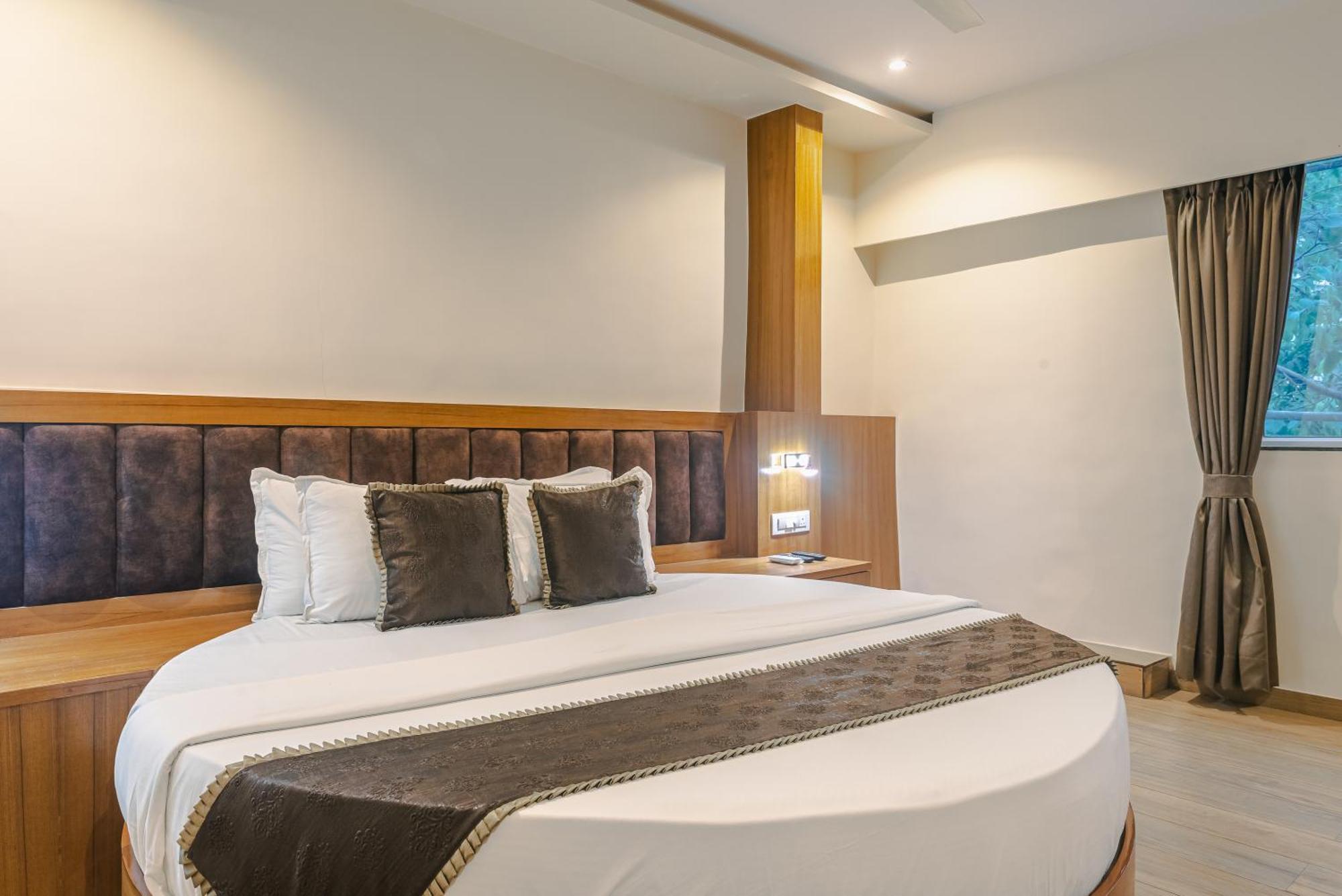 Hotel Silver Park Mumbai Kültér fotó