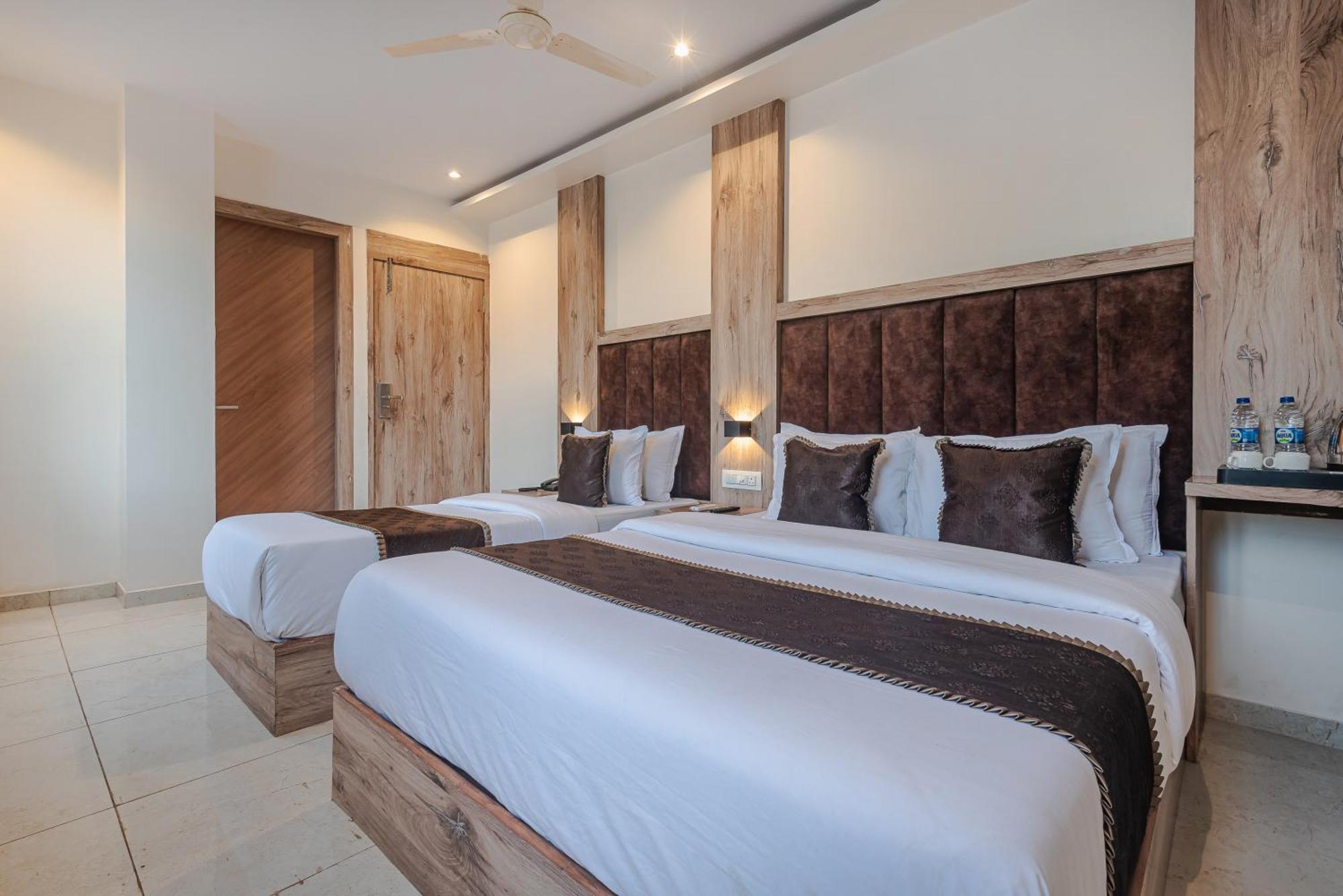 Hotel Silver Park Mumbai Kültér fotó